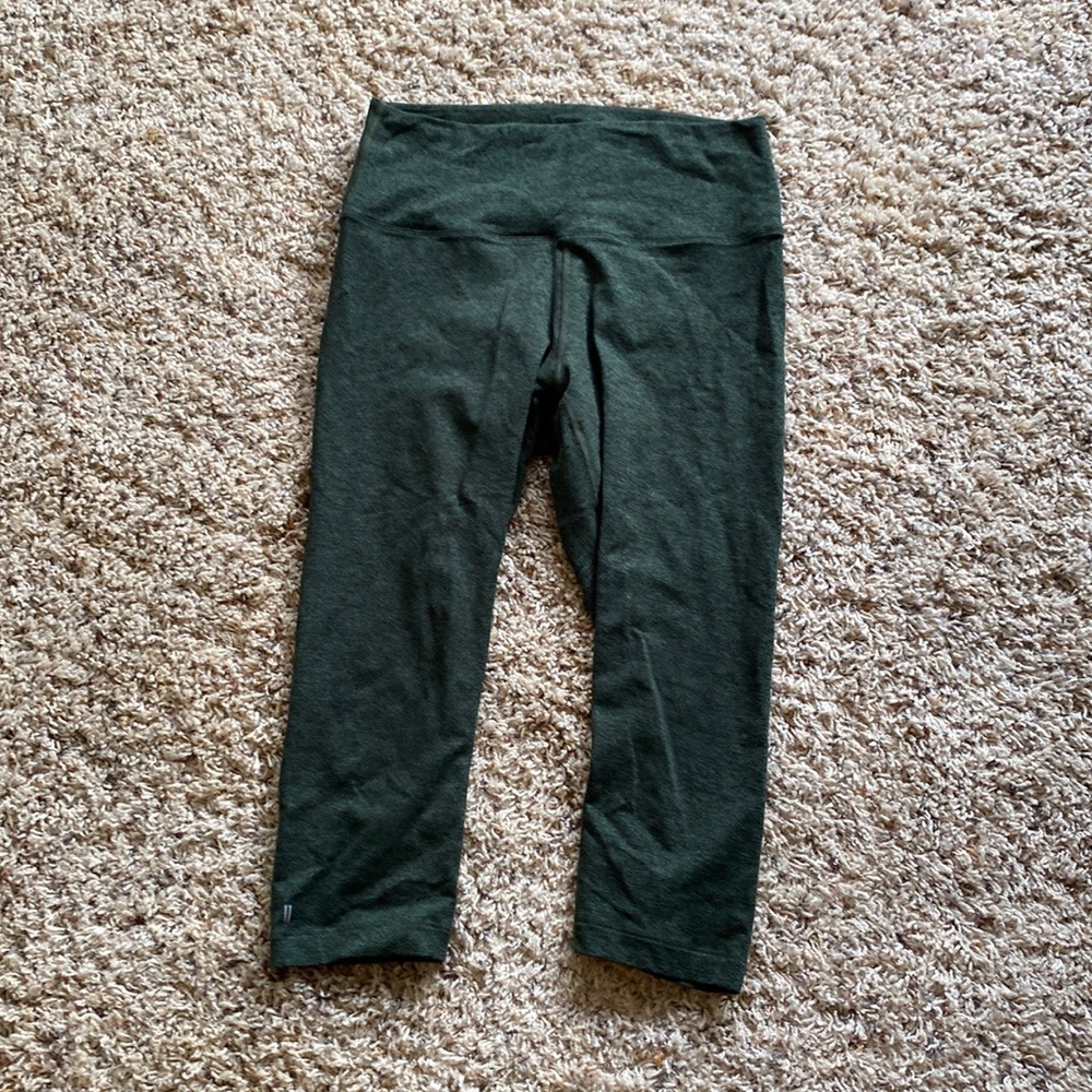 Size Med Green NoBull crop leggings